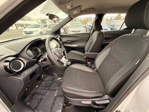 2019 Nissan Kicks SV