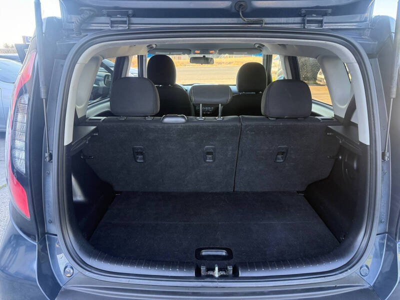 2015 Kia Soul +