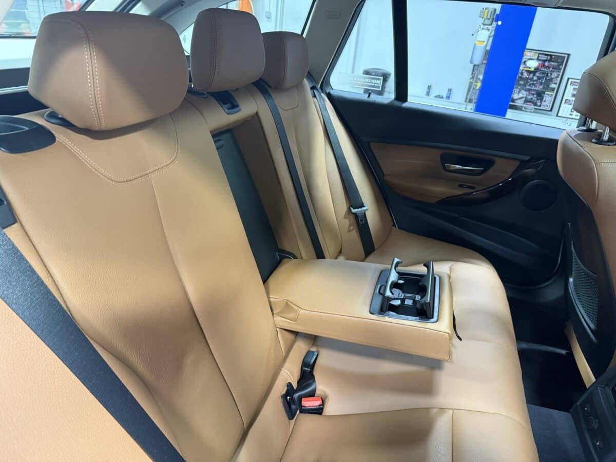 2014 BMW 3 Series 50