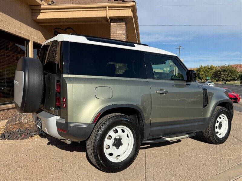 2022 Land Rover Defender 90 Standard