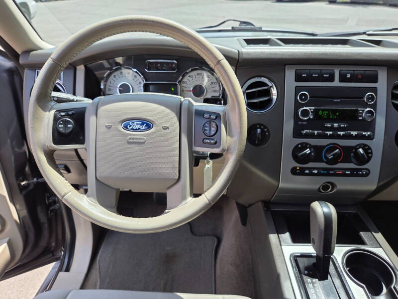 2013 Ford Expedition XLT
