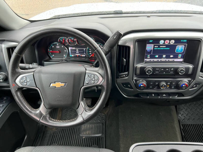 2015 Chevrolet Silverado 1500 LT photo 20