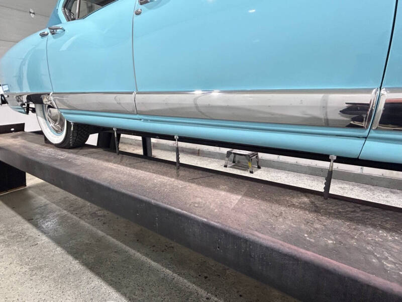1952 Kaiser TRAVLER