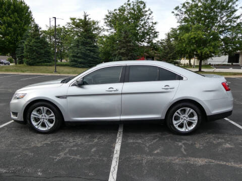 2017 Ford Taurus SE