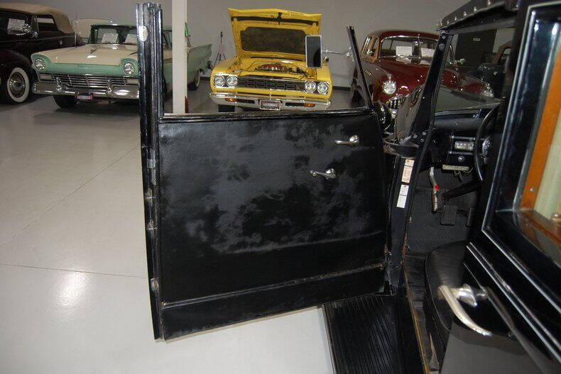 1938 Packard Rollston Eight 1668 All-Weathe