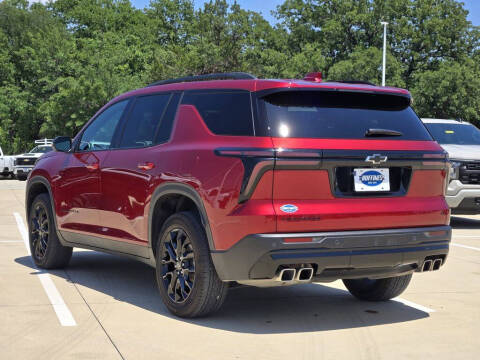 2024 Chevrolet Traverse LT