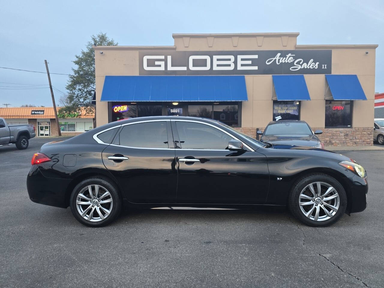 2017 INFINITI Q70 for sale at GLOBE AUTO SALES in Louisville, KY