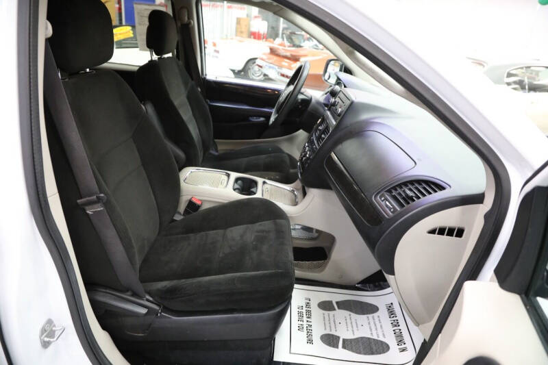 2015 Dodge Grand Caravan SXT Plus