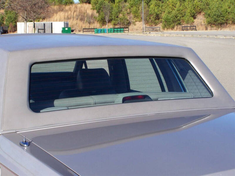 1988 Lincoln Town Car Signature