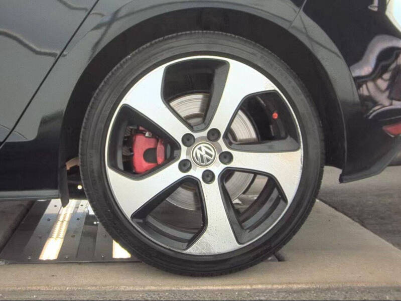 2016 Volkswagen Golf GTI