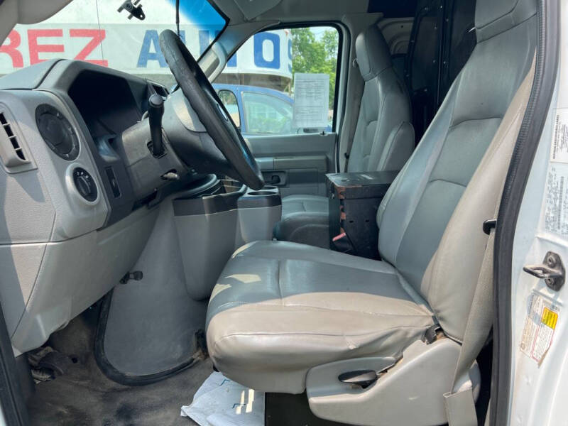 2011 Ford E-Series E-250