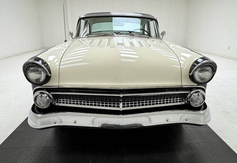 1955 Ford Fairlane