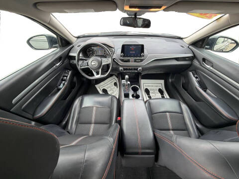 2024 Nissan Altima 2.5 SR