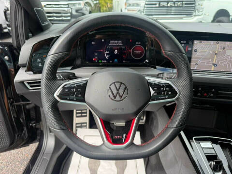 2023 Volkswagen Golf GTI Autobahn