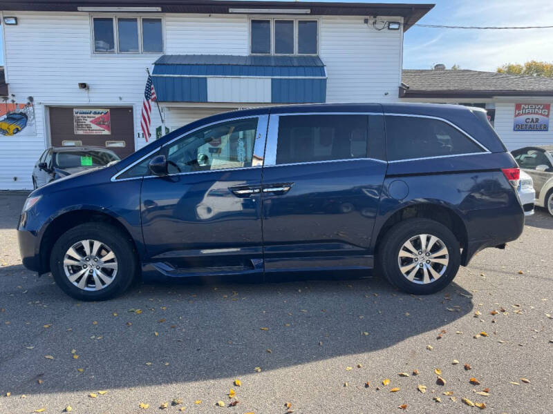 2016 Honda Odyssey EX's photo