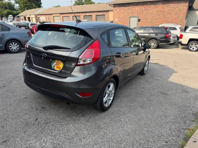 2017 Ford Fiesta SE