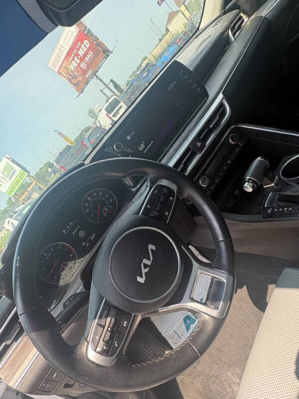 2022 Kia K5 EX