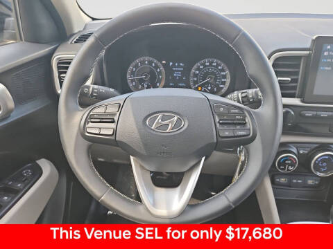 2022 Hyundai Venue SEL
