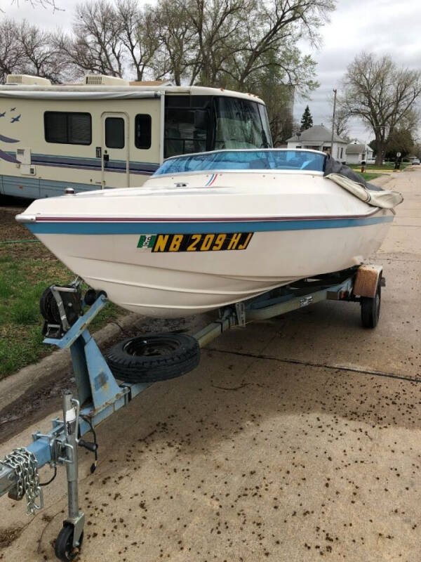 1975 Chrysler Conquer 105