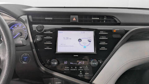 2020 Toyota Camry Hybrid LE