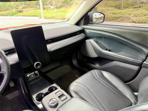 2021 Ford Mustang Mach-E Premium