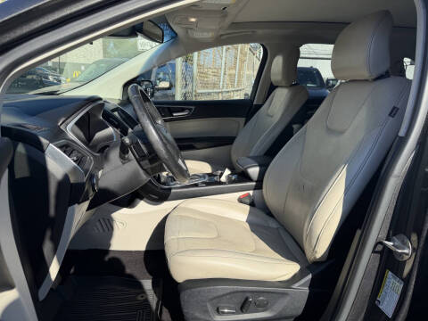 2017 Ford Edge Titanium