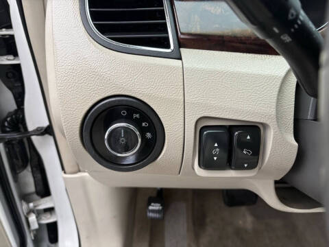 2011 Ford Taurus SEL