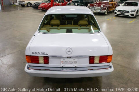 1991 Mercedes-Benz 560-Class 560 SEL