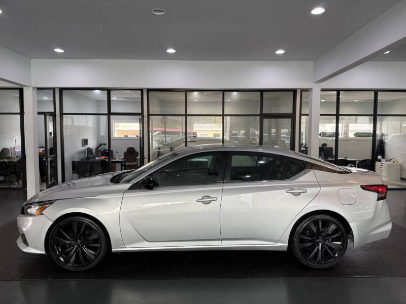 2022 Nissan Altima 2.5 SR