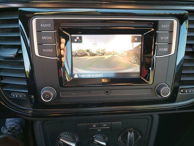 2018 Volkswagen Beetle