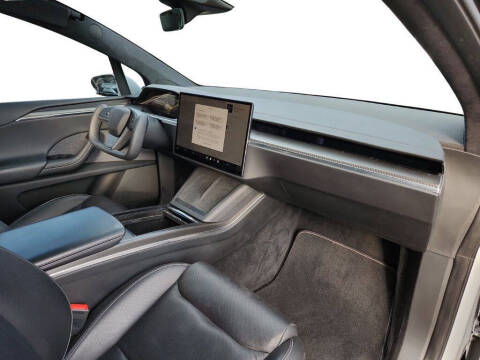 2023 Tesla Model X Plaid