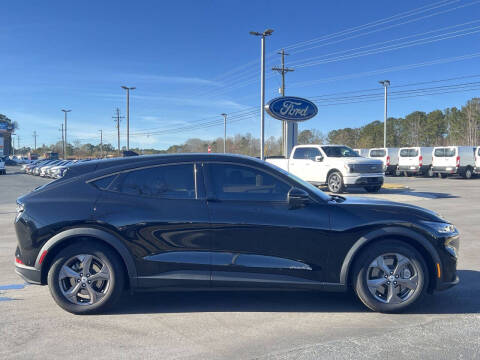 2023 Ford Mustang Mach-E Select