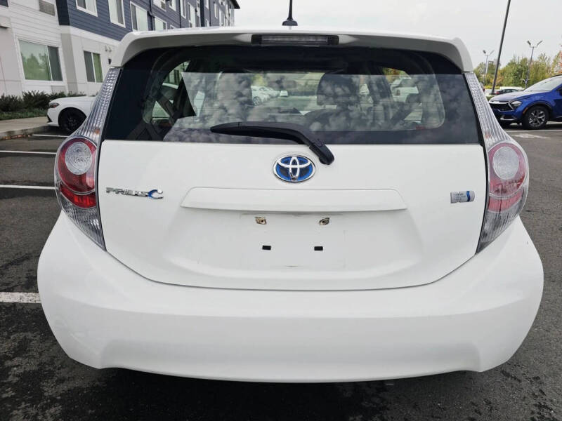 2012 Toyota Prius c