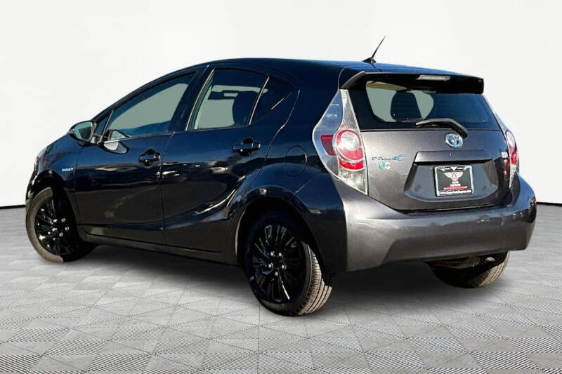 2014 Toyota Prius c One