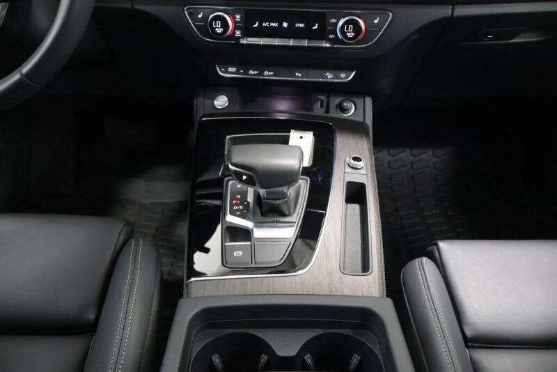 2024 Audi Q5 quattro S line Prem Plus 45 TFSI