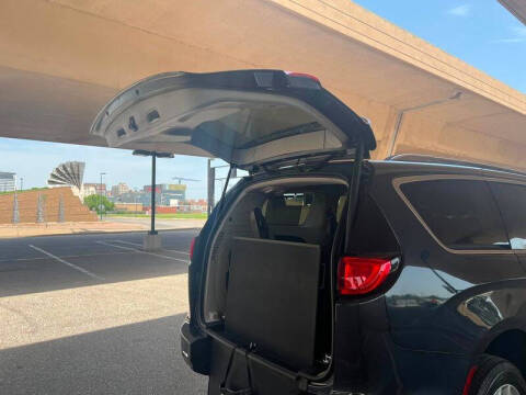 2019 Chrysler Pacifica Touring L Plus