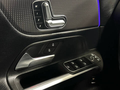 2021 Mercedes-Benz GLB GLB 250