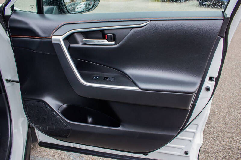 2023 Toyota RAV4 Adventure