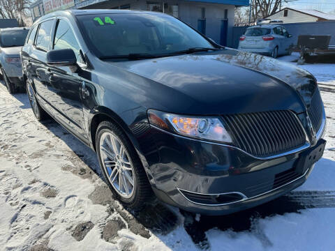 2014 Lincoln MKT