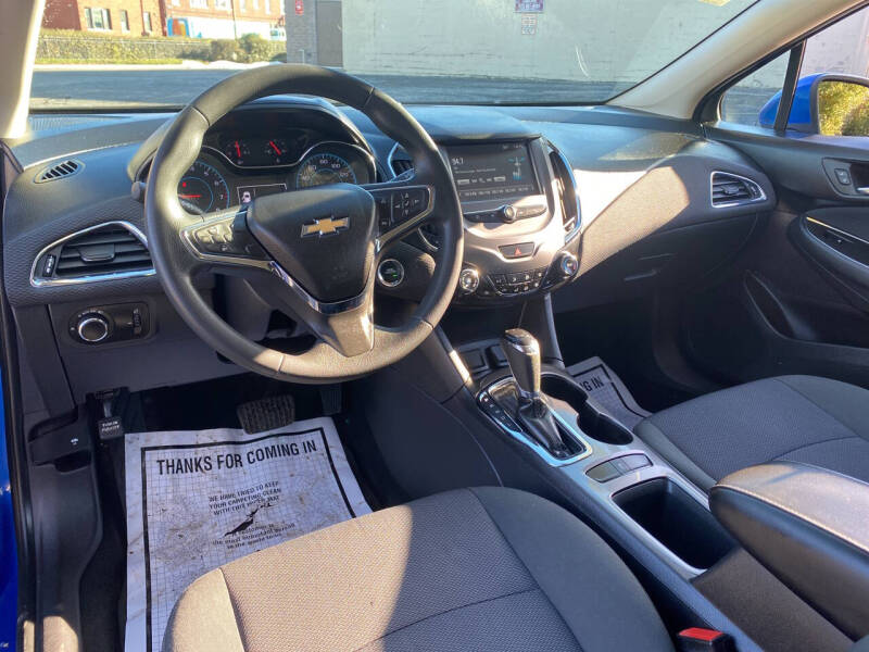 2017 Chevrolet Cruze LT Auto