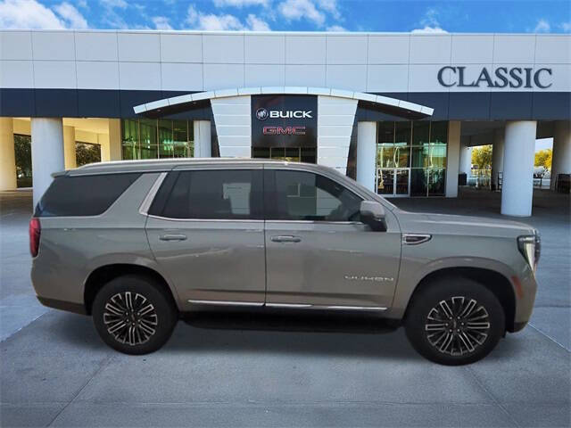 2025 GMC Yukon Elevation