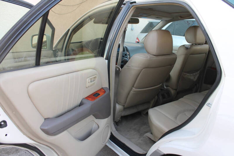 2000 Lexus RX 300