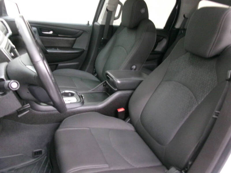 2016 GMC Acadia SLE-2