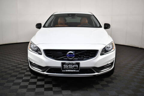 2015 Volvo V60 Cross Country T5