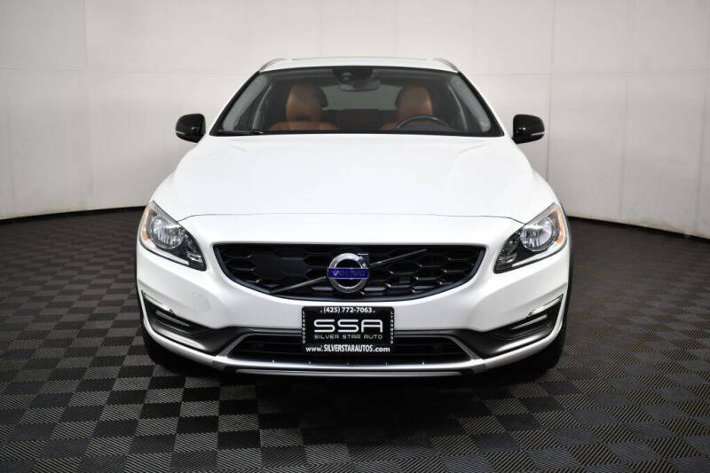 2015 Volvo V60 Cross Country T5