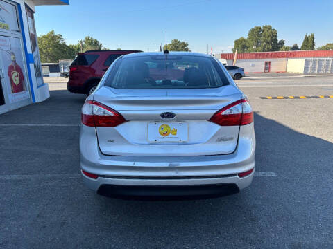 2017 Ford Fiesta SE