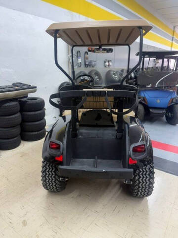2016 E-Z-GO TXT
