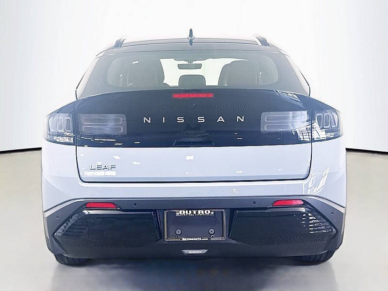 2026 Nissan LEAF Platinum+