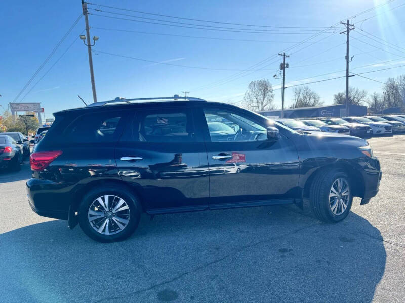 2017 Nissan Pathfinder