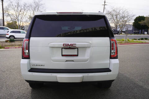 2017 GMC Yukon SLT